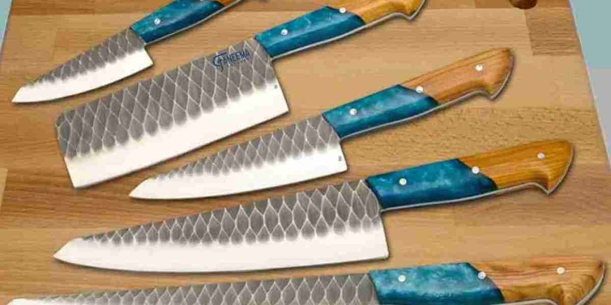 The Top 5 Kitchen Knife Sets for Traveling Chefs