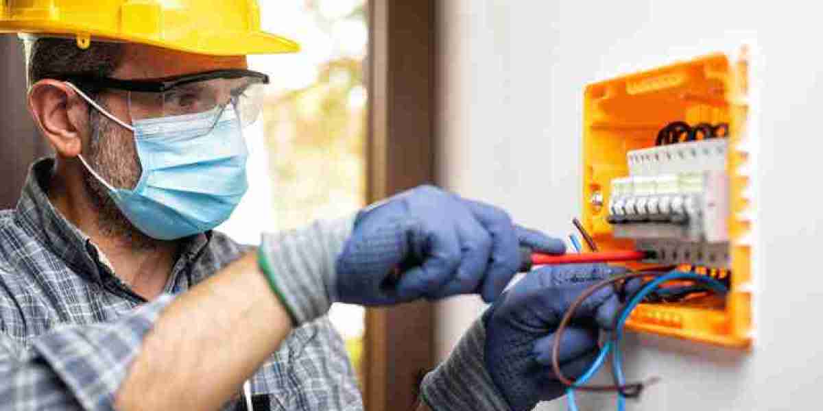 Local Electricians in Melbourne: Keeping Your Home Safe and Bright