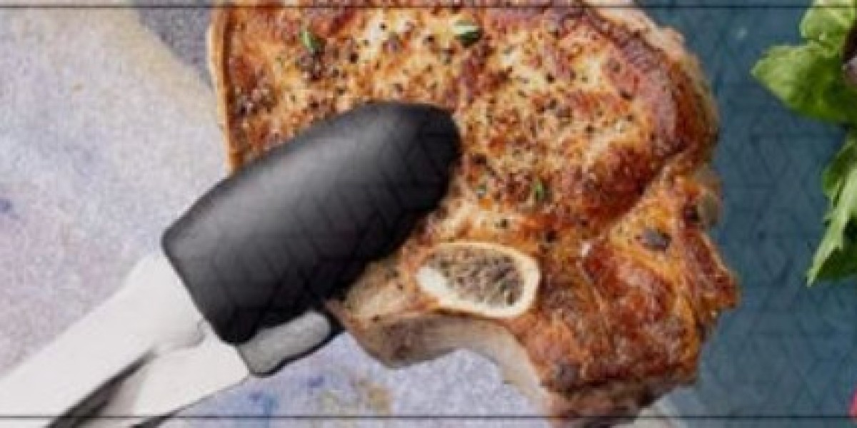Home Cook Should Have High-Quality Tongs