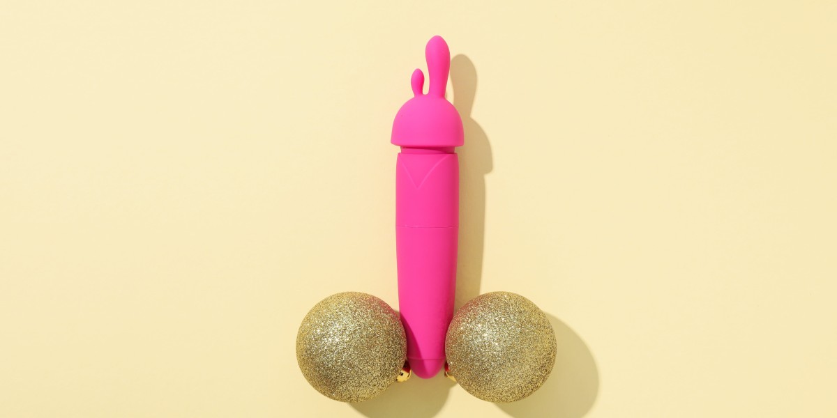 15 Best Adult Toys Bloggers You Must Follow