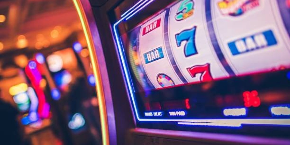Gry z owocowym motywem w nowoczesnym wydaniu – od jednorękich bandytów do cukierkowej rewolucji