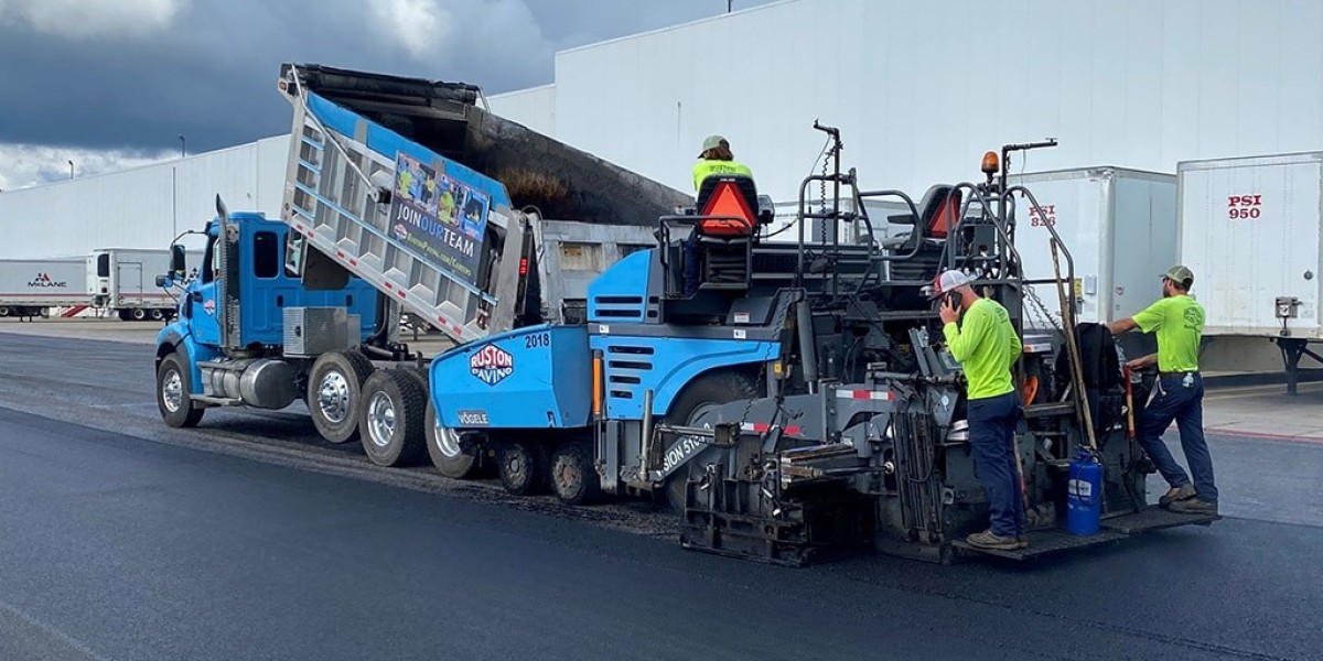 Asphalt Paving in New York: What Homeowners & Property Managers Need to Know