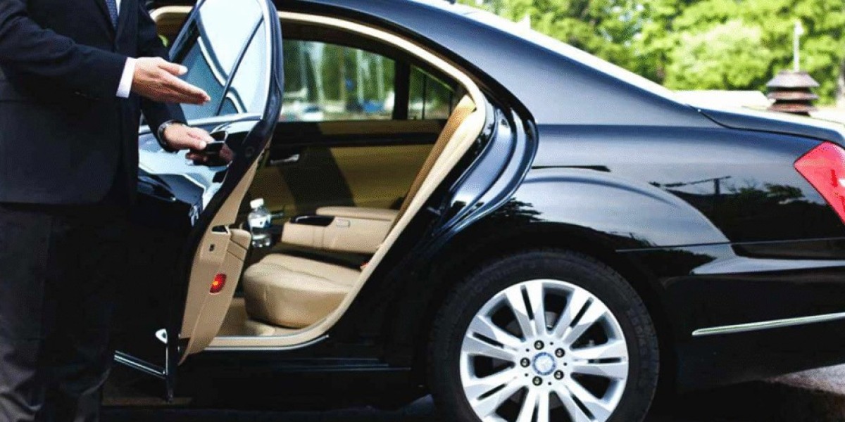 Reliable and Luxurious Airport Black Car Service Near Me
