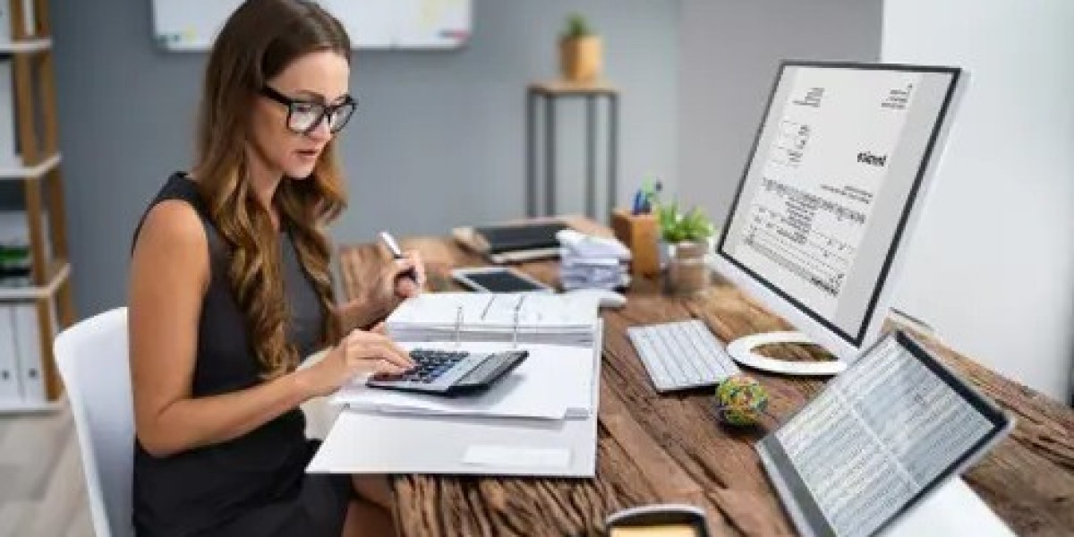 Can A Tax Accountant In York Help With Filing Personal Taxes Online?