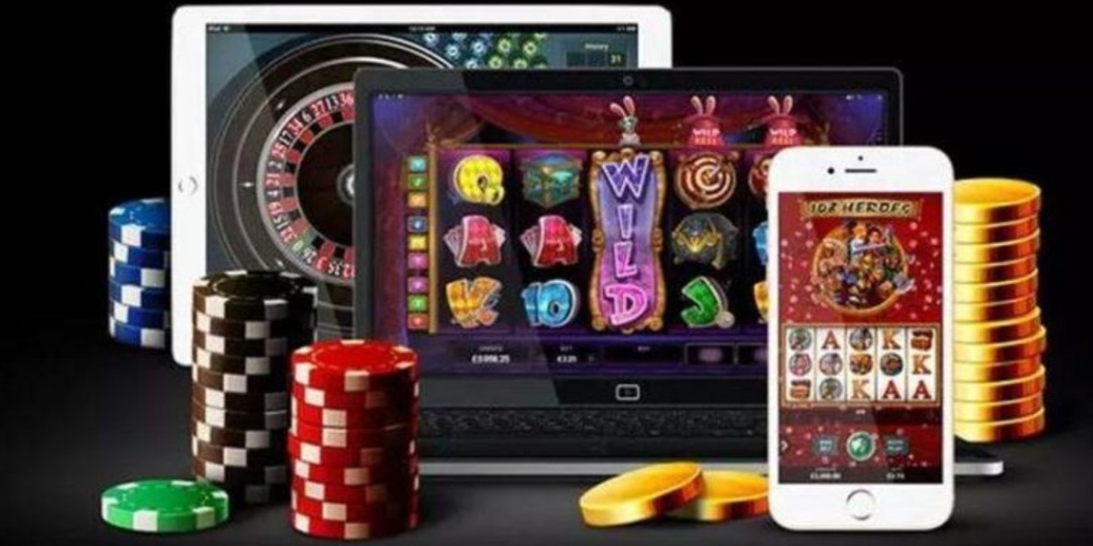 Online Casino: Typically the Development from Handheld Gambling Activities