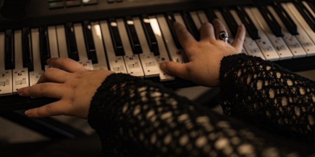 Expert Music Producer Croydon & South London Studio