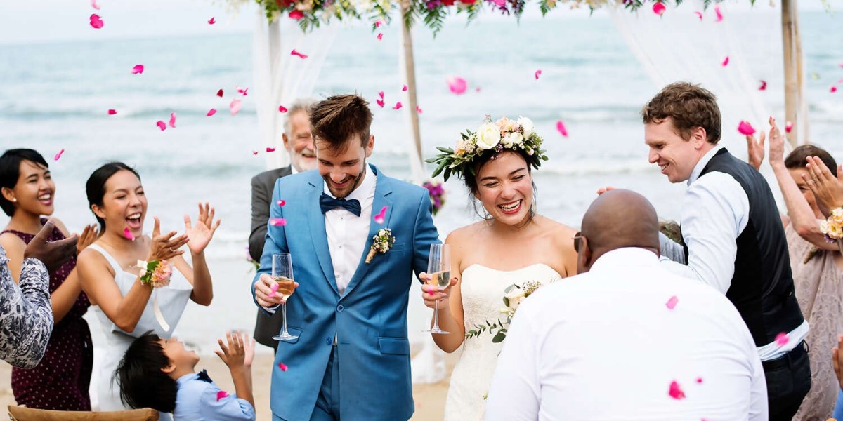 Cabo San Lucas Destination Weddings: Where Coastal Beauty Meets Timeless Elegance