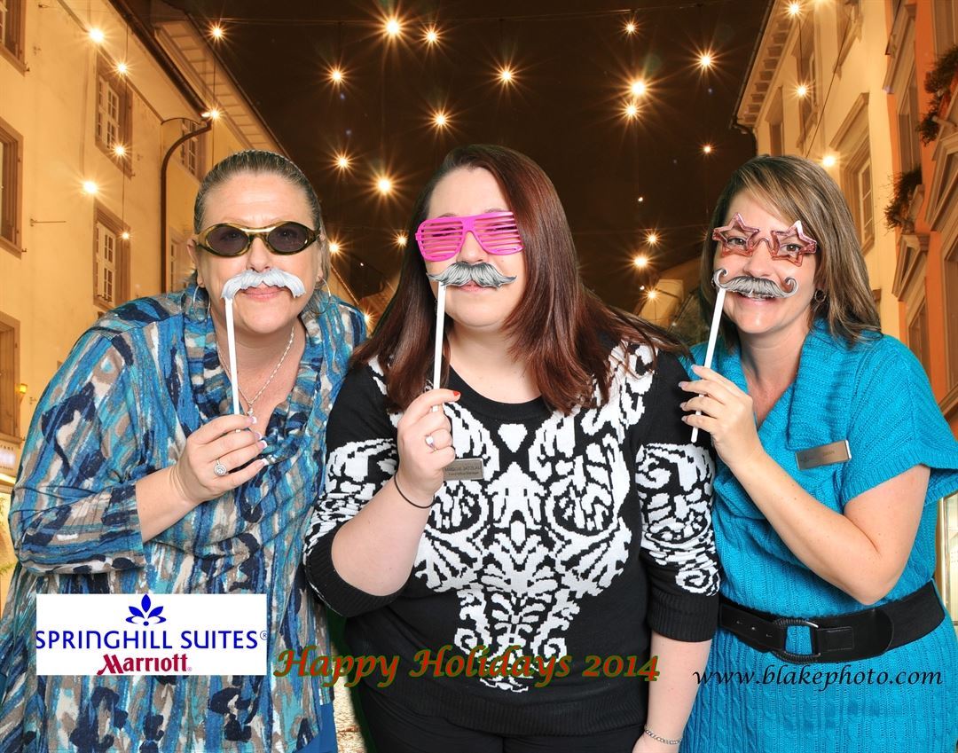 Elevating Corporate Events with Interactive Photo Booth Experiences – Blake Photography