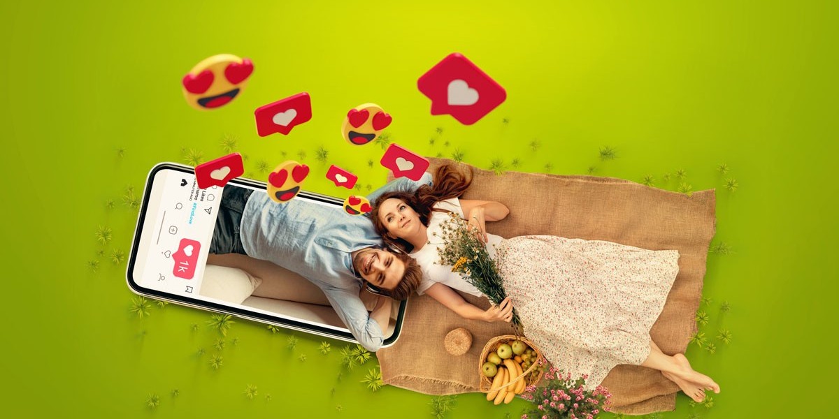 Online Dating as a Space for Developing Social Imagination