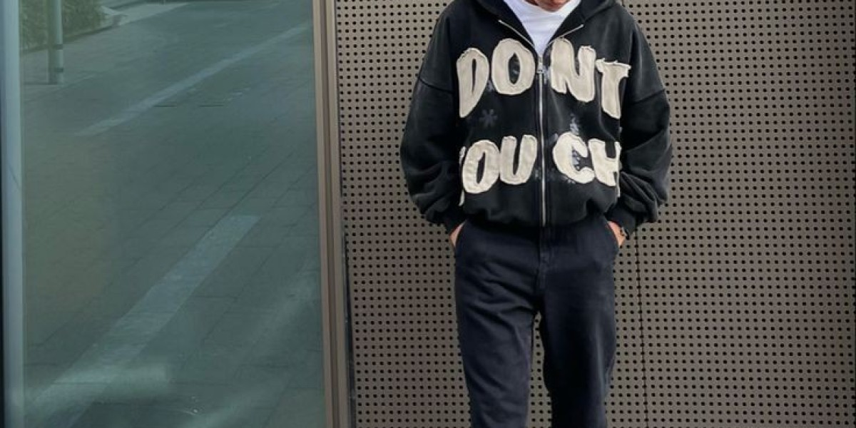 How Carsicko Tracksuit and Sp5der Hoodie Create Effortless High-Impact Outfits