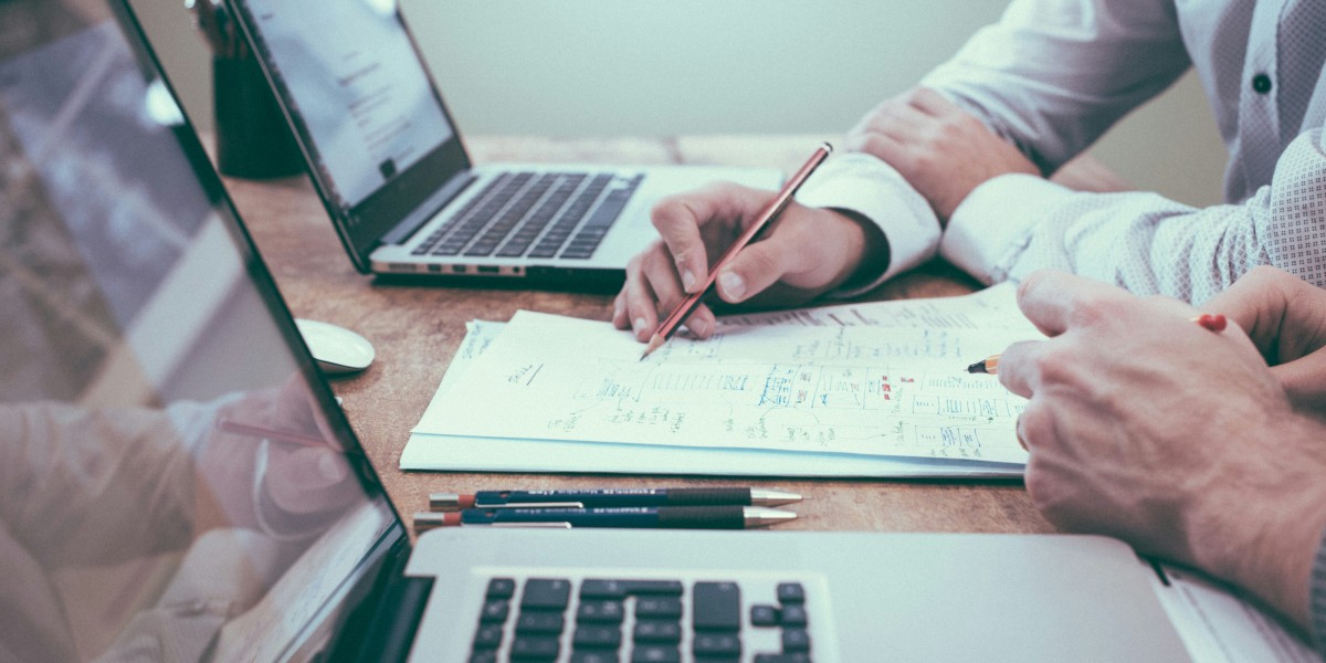 Financial Modeling Accuracy: Avoiding Common Errors to Strengthen Finance Performance