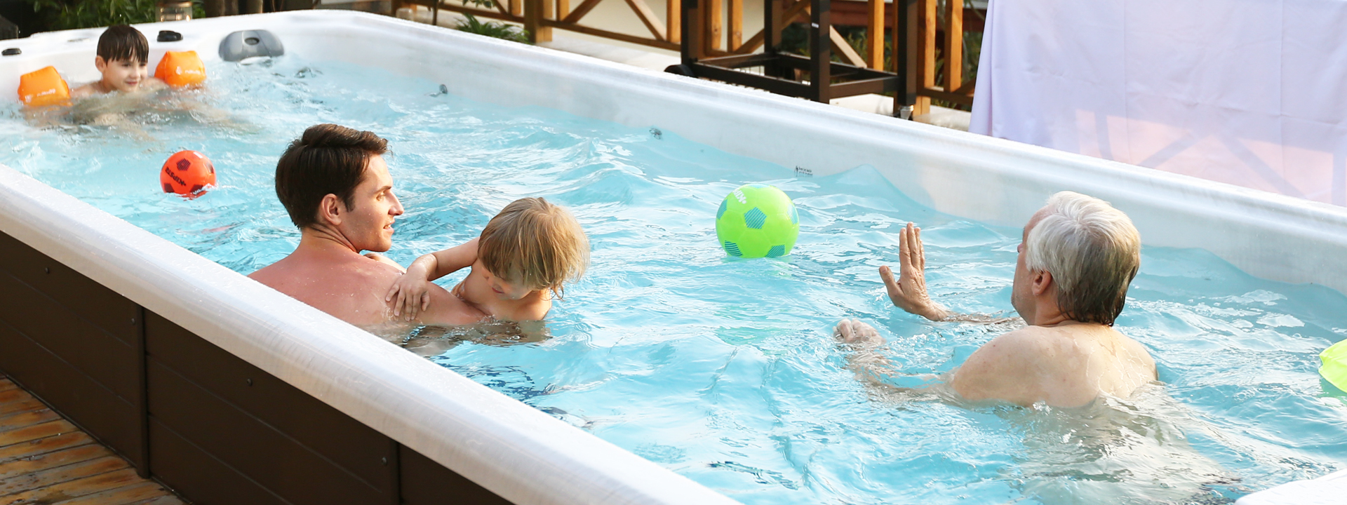 Fun For 5 Spa – Compact Hydrotherapy Spa Bath