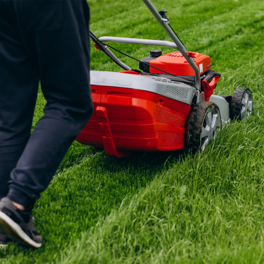 Lawn mowing service near me | mowing services Bacchus Marsh